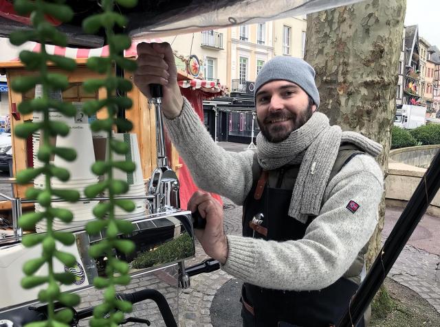 Arnaud Héroult, propriétaire de "Cherry Café"