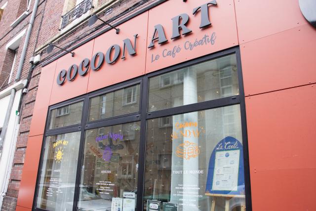 Façade Cocoon Art