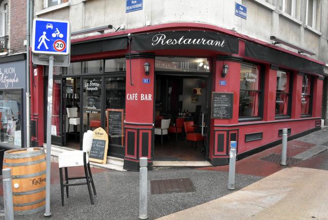 Extérieur du restaurant "La bonne franquette"