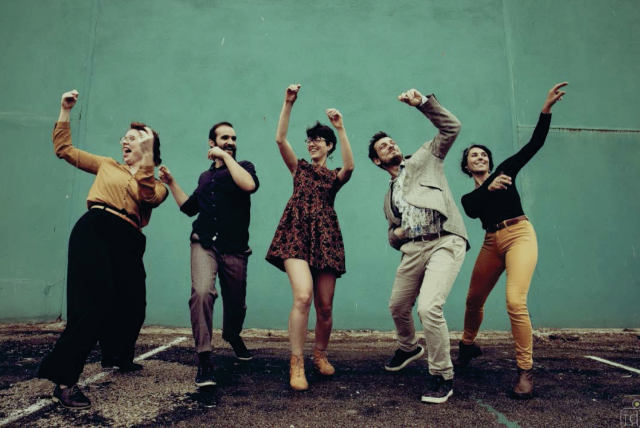 Les cinq membres du collectif Jazzy Birds