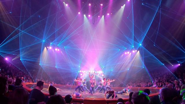 Bienvenue au pays merveilleux du cirque Arlette Gruss