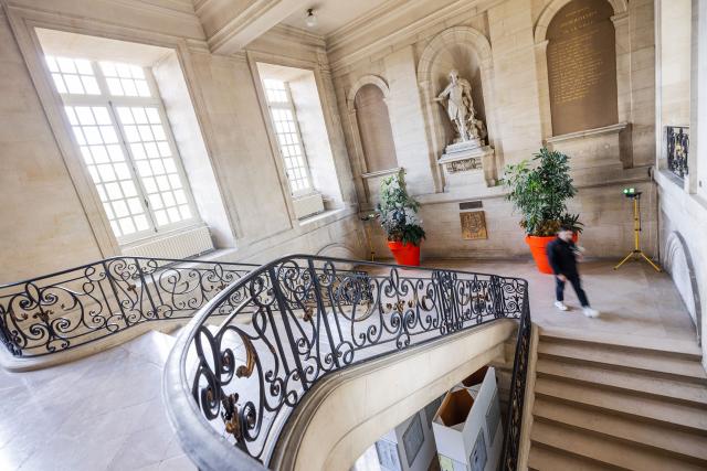 Hôtel de Ville grand escalier